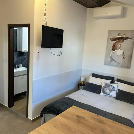 Cozy Studio, Rosi 1, With Free Public Parking And Free Wifi プーラ